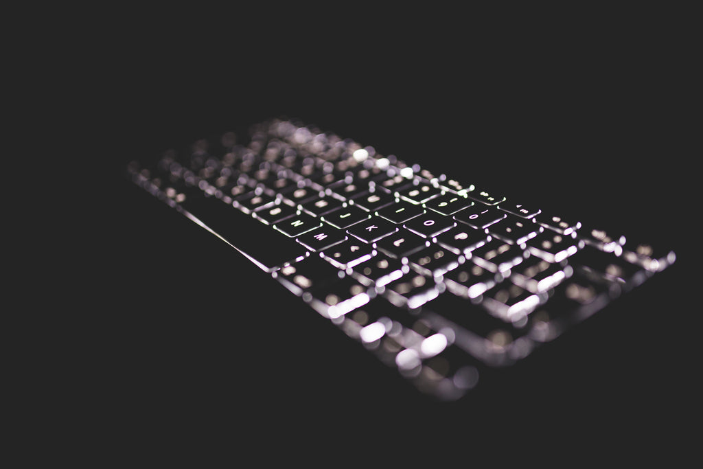 Analisi di un virus downloader nascosto in un allegato mail
